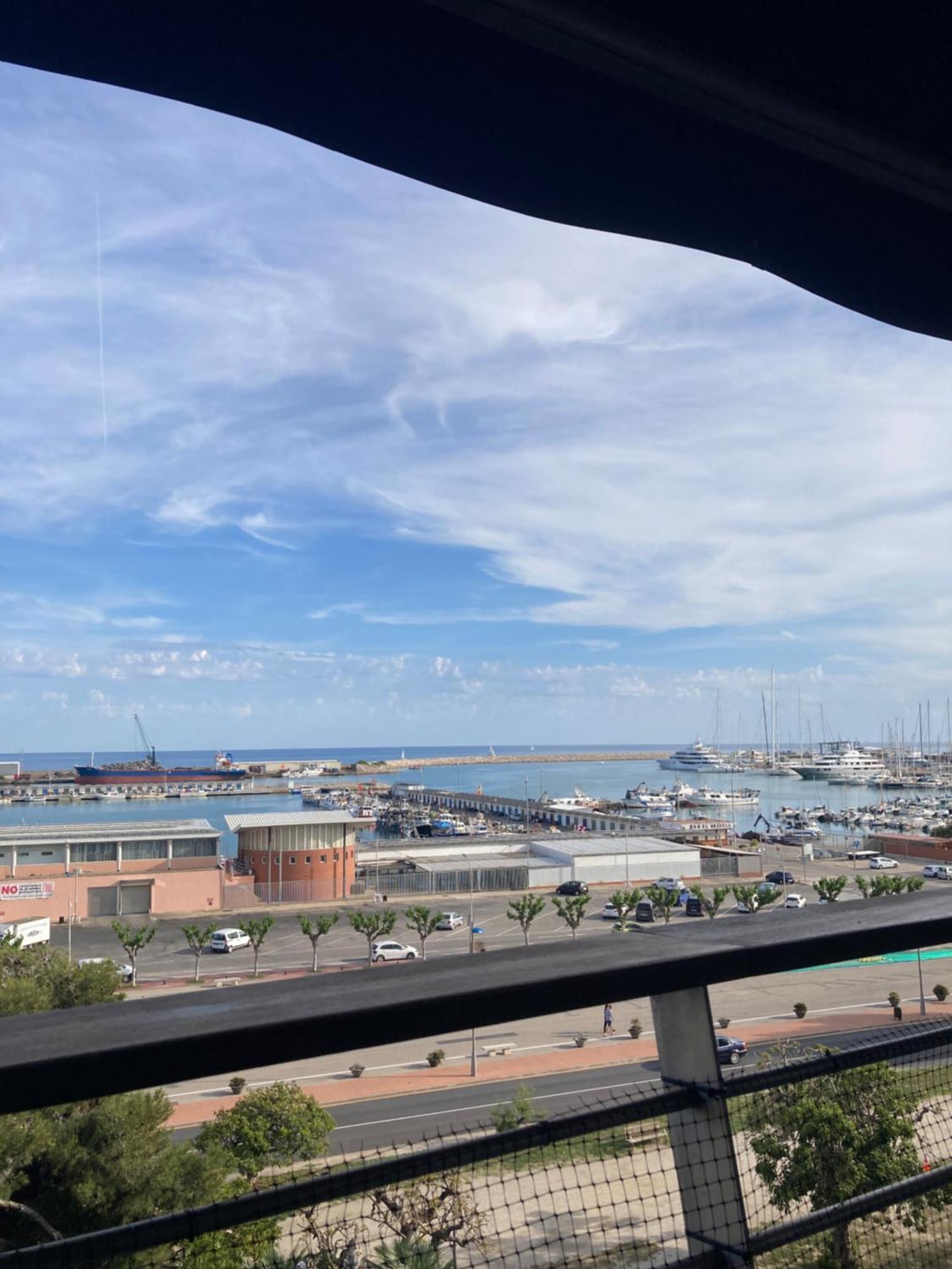 Vilanova i la Geltrú Beach Apartment מראה חיצוני תמונה